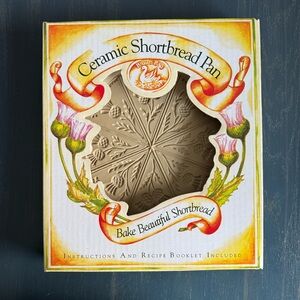 Ceramic thistle shortbread pan